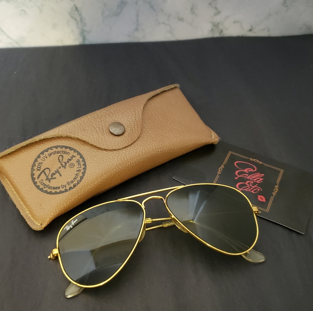 Ray-Ban Gold and Black Aviator Sunglasses - Picture 8 of 15